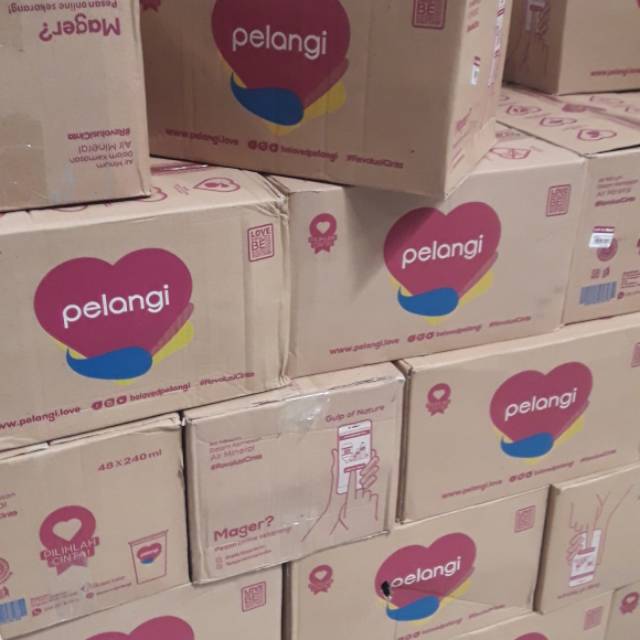 

Air mineral pelangi