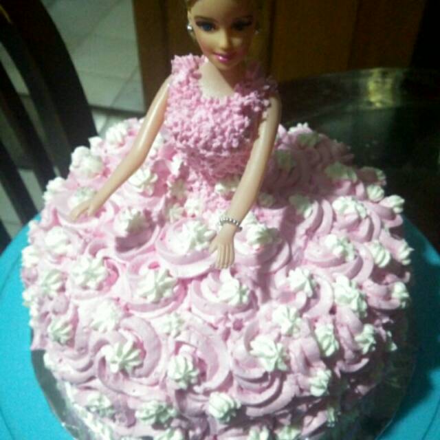 

Berbie cake