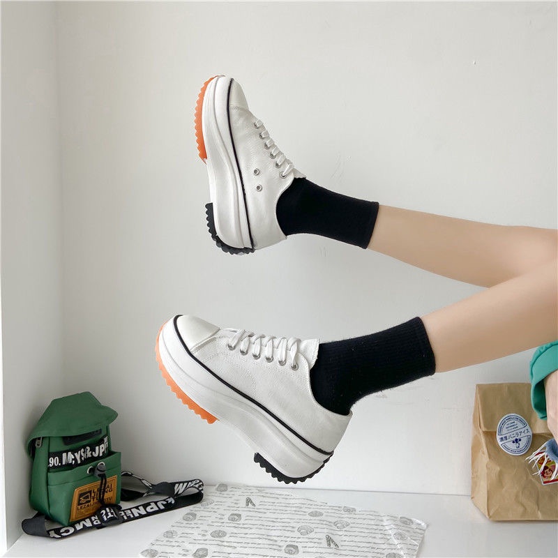 Sepatu Fashion Wanita Putih Model Tinggi Sepatu Sneakers Perempuan Korea Fashionable Ringan Anti Slip Trendy Kekinian