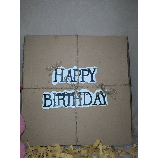 

hampers | birthday box wisuda anniversary | gift box variasi 2