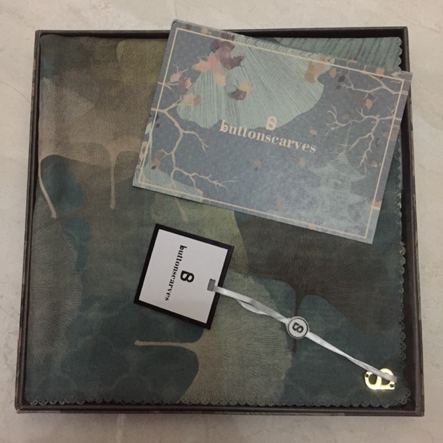 SOLD OUT Buttonscarves ginkgo pistachio
