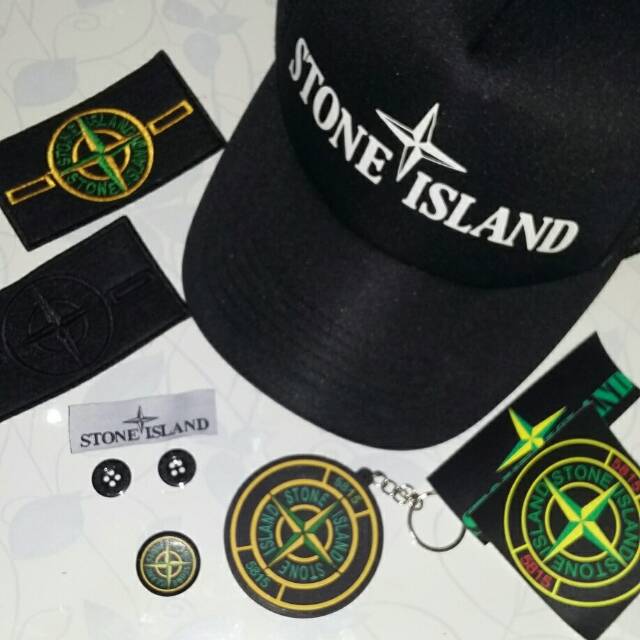 Topi Stone Island