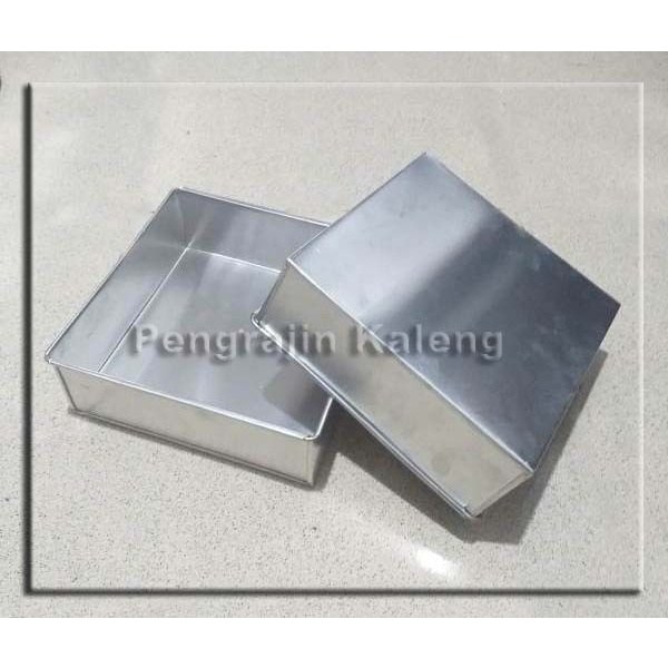 Loyang Roti 20x20x7 CM / Loyang Bolu / Loyang Kotak / Loyang Lapis