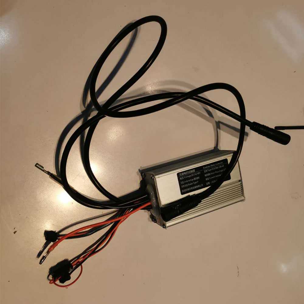 Brushless Motor Controller DC36V/48V Lankeleisi XT750 Plus - YCSV084