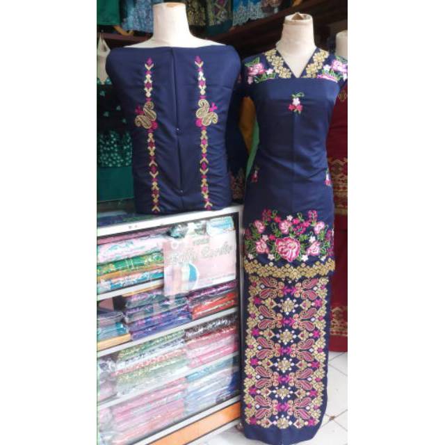 Bahan baju kurung couple bordiran