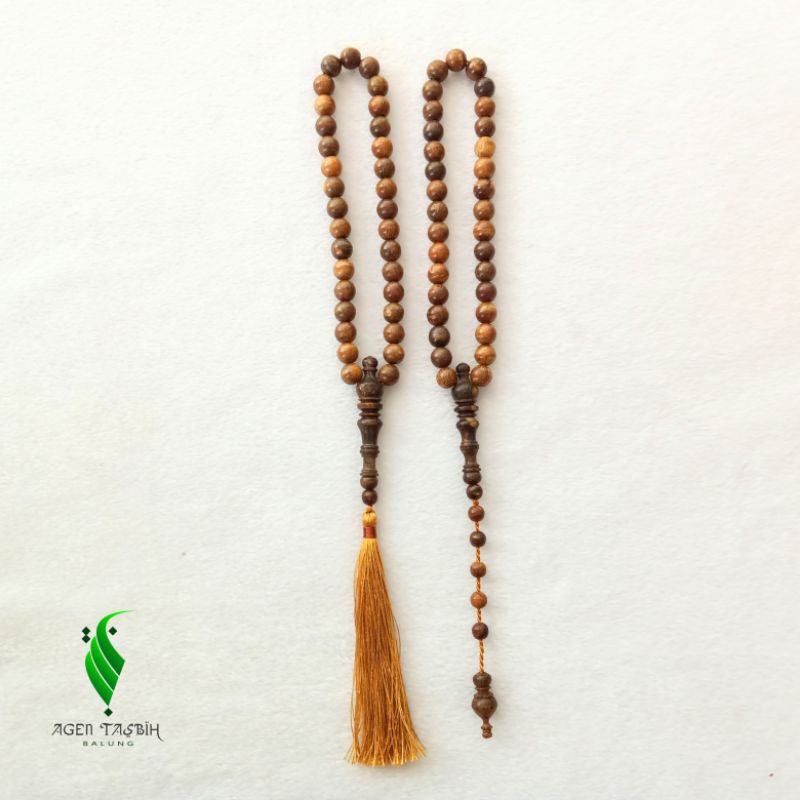 Tasbih Kayu Galih Gaharu Asli Aroma wangi Gaharu alami  33 Butir Size 8mm