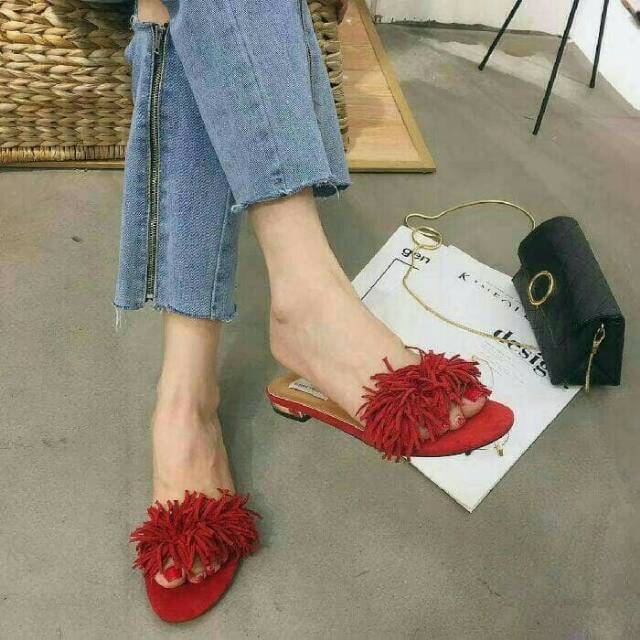 SANDAL TEPLEK WANITA MERAH