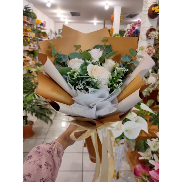 Buket Bunga Broken White Eucalyptus Cantik Mewah Premium