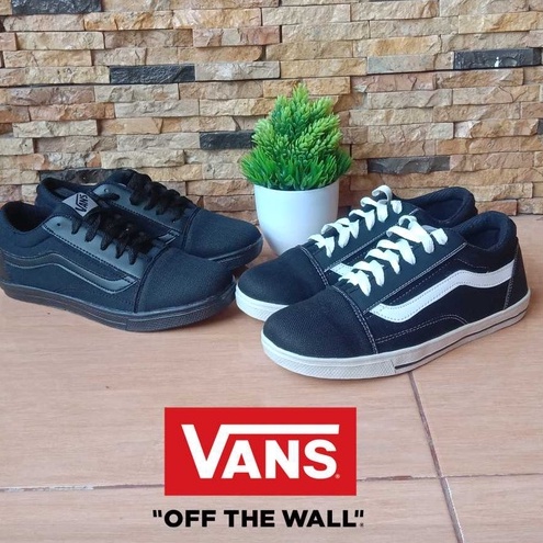 SEPATU SNEAKER COWOK / SEPATU CACING AH MANTAP