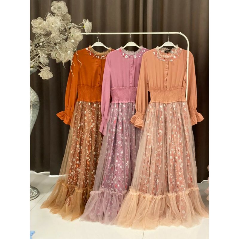 Gamis Vivorie ready warna peach tile bunga