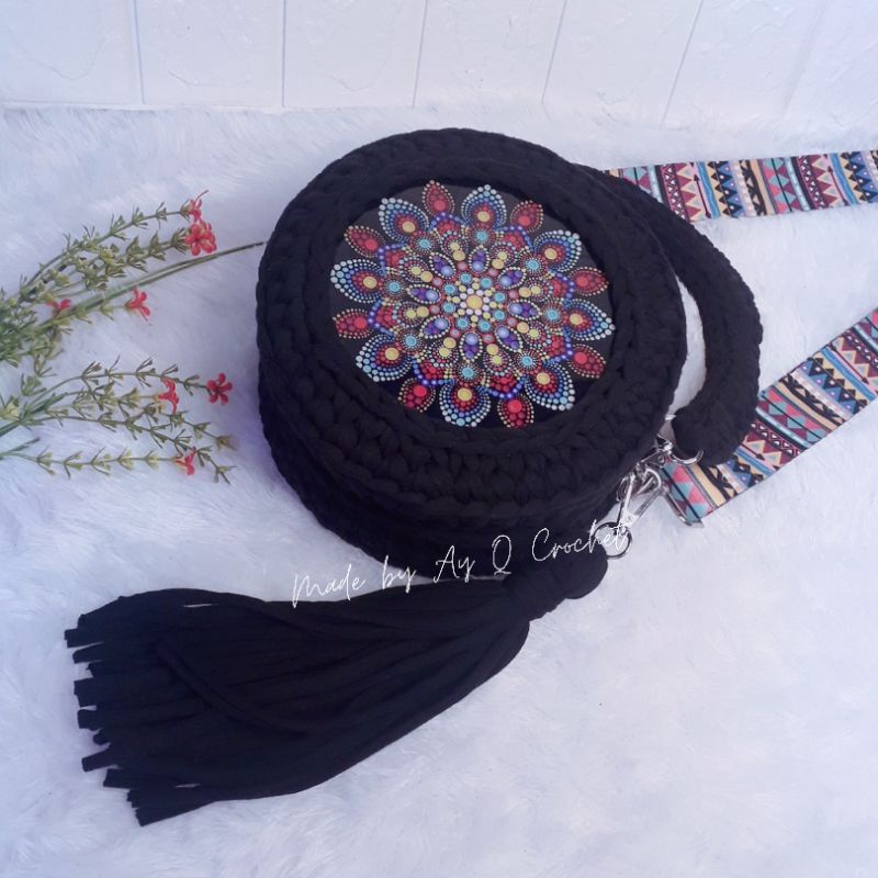 Ay Q - Tas Rajut bulat rajut + akrilik / Jaseena Bag