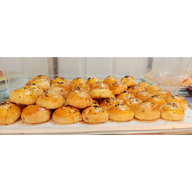 

Bakpia Jumbo Kamura Bakery