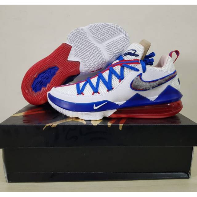SEPATU BASKET NIKE LEBRON XVII LOW TUNE SQUADE