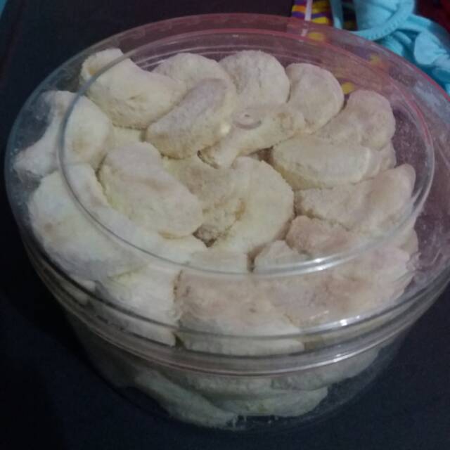 

Kue putri salju