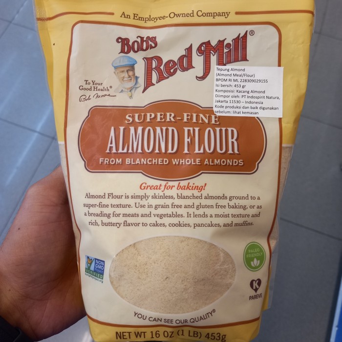 

BISA COD bob's red mill almond meal/flour 453gr