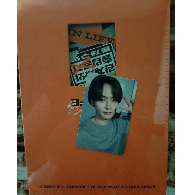 Benefit SWID IN LIFE Lee Know/Minho