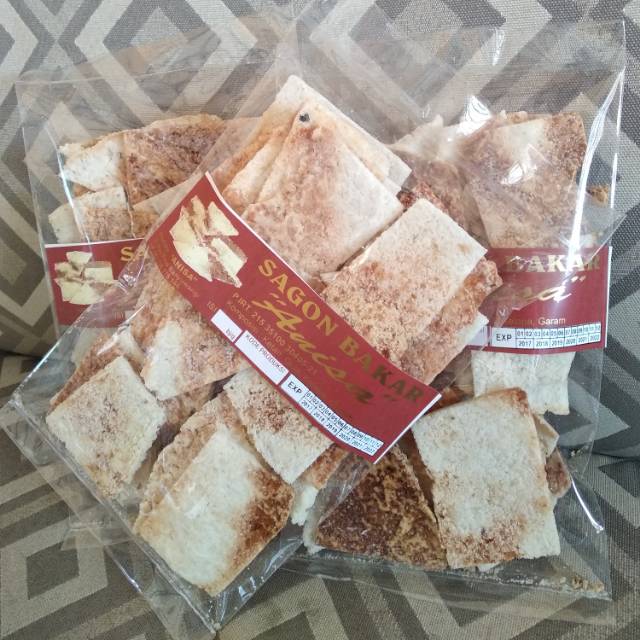 

Makanan ringan sagon bakar oleh-oleh Banyuwangi