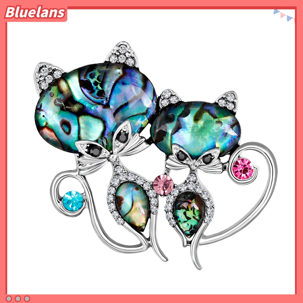 Bros Pin Bentuk Kartun Kucing Ganda Aksen Berlian Imitasi Untuk Aksesoris Pakaian
