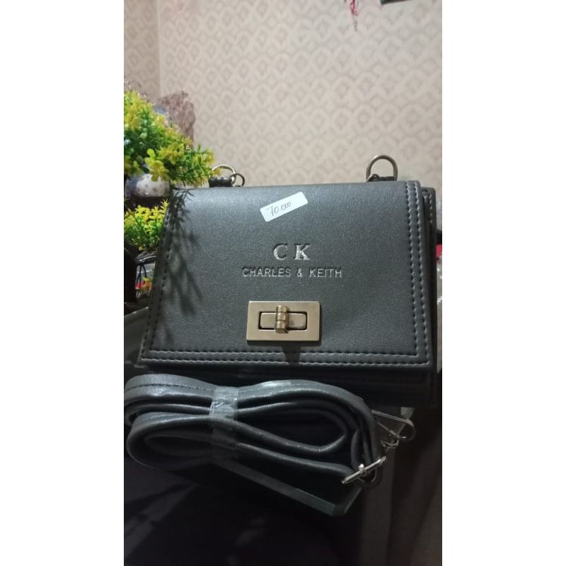 tas wanita Charles & keith