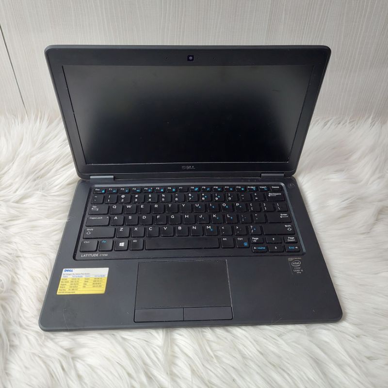 Laptop  Dell Latitude 7250 intel core i5 gen 5 Ram 8Gb SSD 500GBMurah Bergaransi