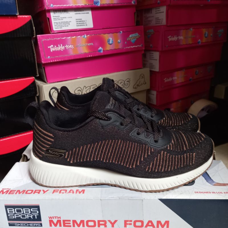 SEPATU SKECHERS WOMEN BOBS SQUAD