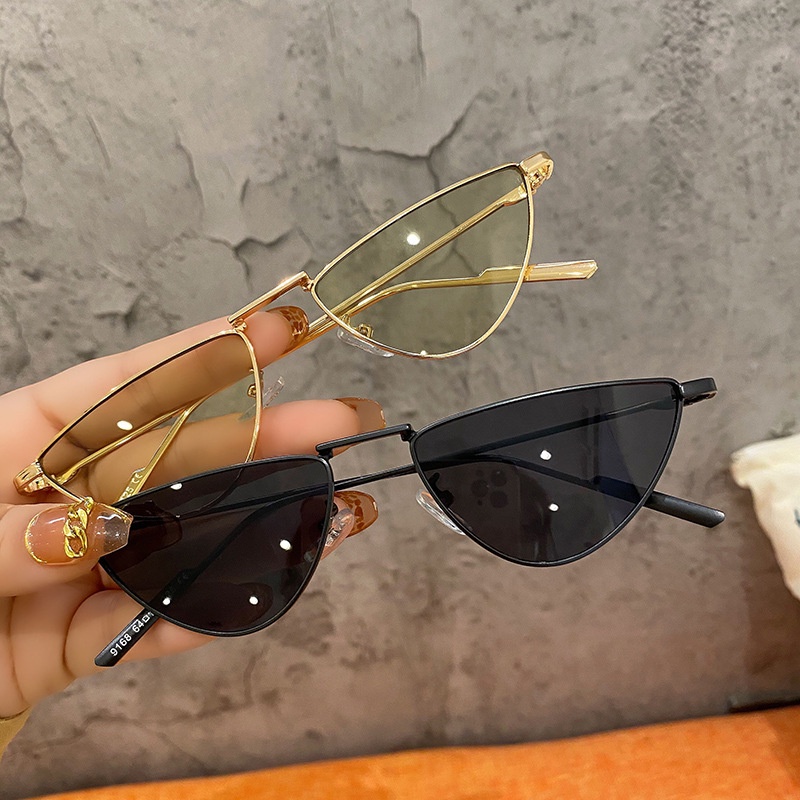 (YUZHU) COD INS Fashion Style Kacamata Bingkai Logam Korea Ulzzang Retro Cat Eye Kacamata hitam