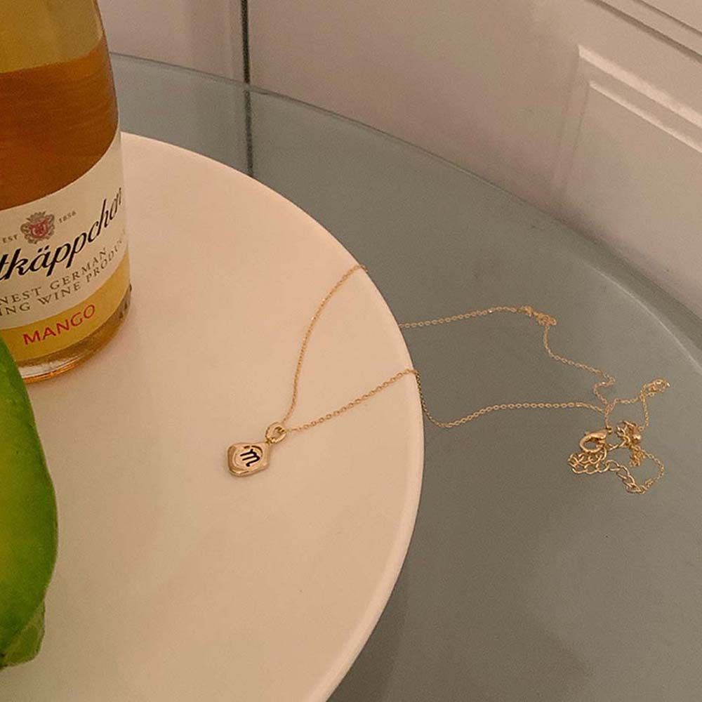 Needway  Irregular Metal Necklace Simple Female Chokers Clavicle Chain Women Cute Korean Alloy Temperament Girls Fashion Jewelry/Multicolor