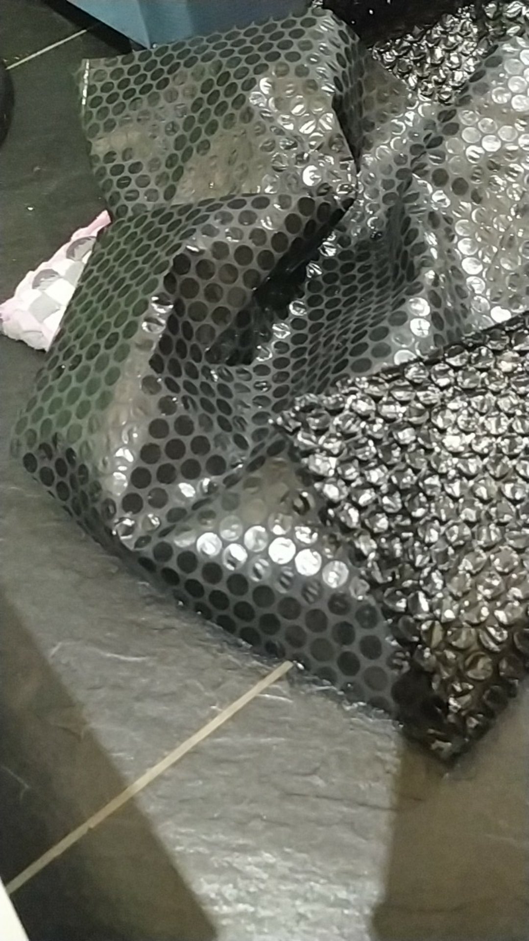 Kantong Plastik / Kresek Hitam Hd Cap Banteng Uk 17,24,28,35