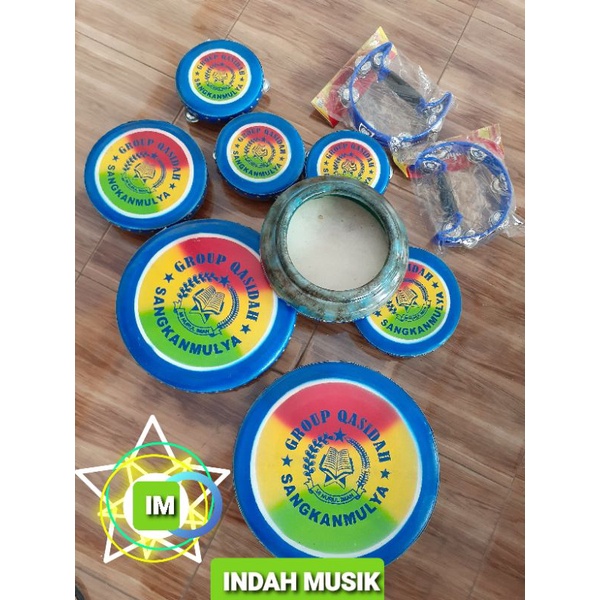 Rebana qosidah 1set 8 susun + 2 tamborin+ tas body batik super lasky bisa bikin logo( lambang)/ nama