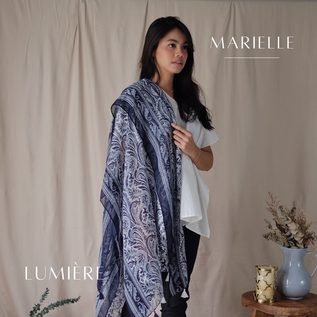 Marielle Shawl - Lumière Collection