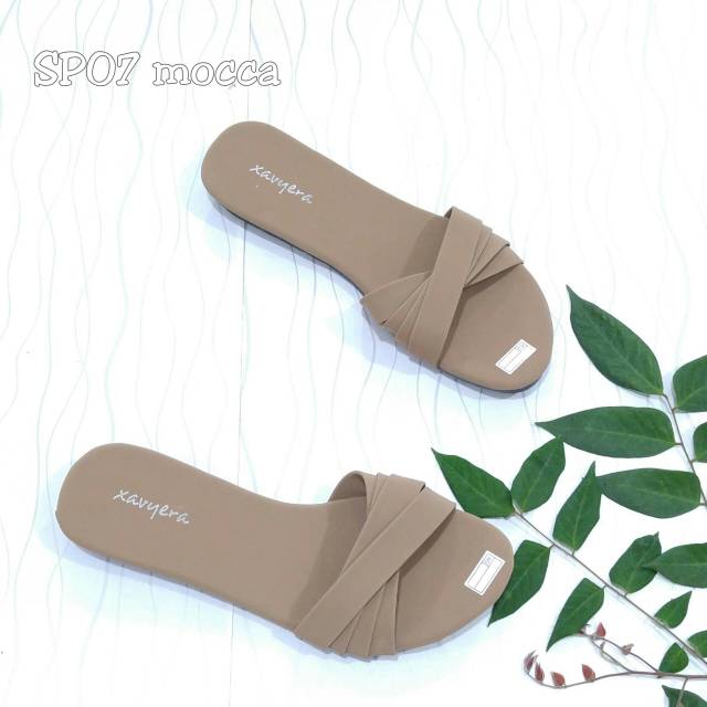 BORNEO SLIP ON SENDAL  WANITA TEPLEK LUCU XAVYERA SP07