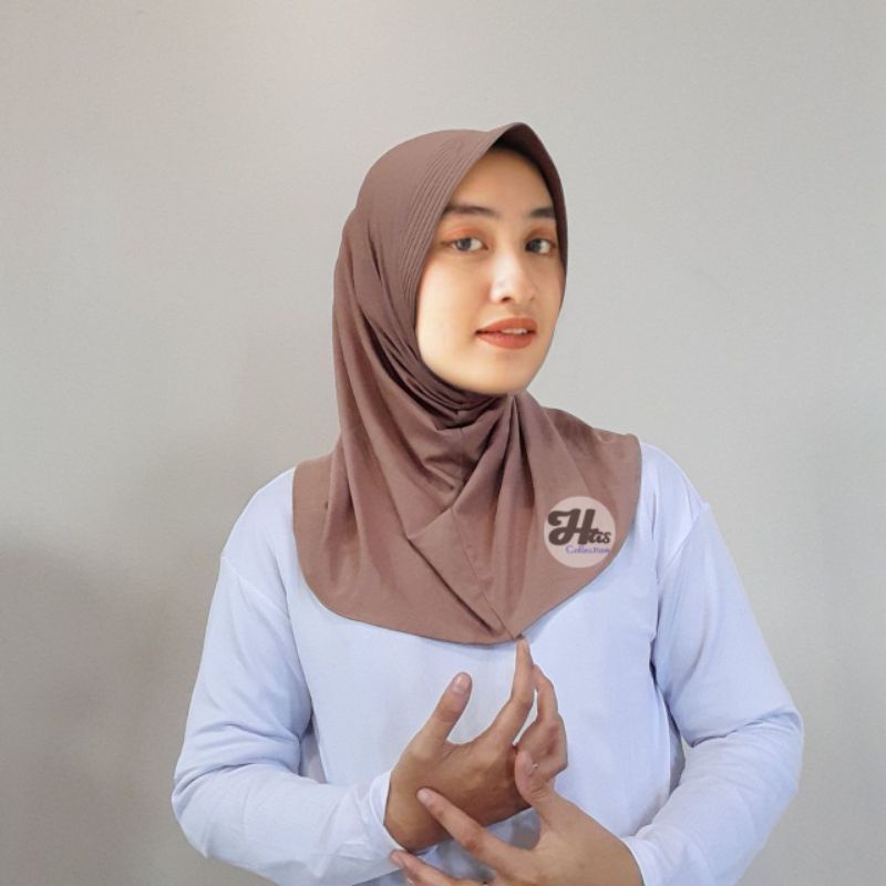 JILBAB KERUDUNG SPORT Nutup Dada BERGO GEBLUS HIJAB Instan