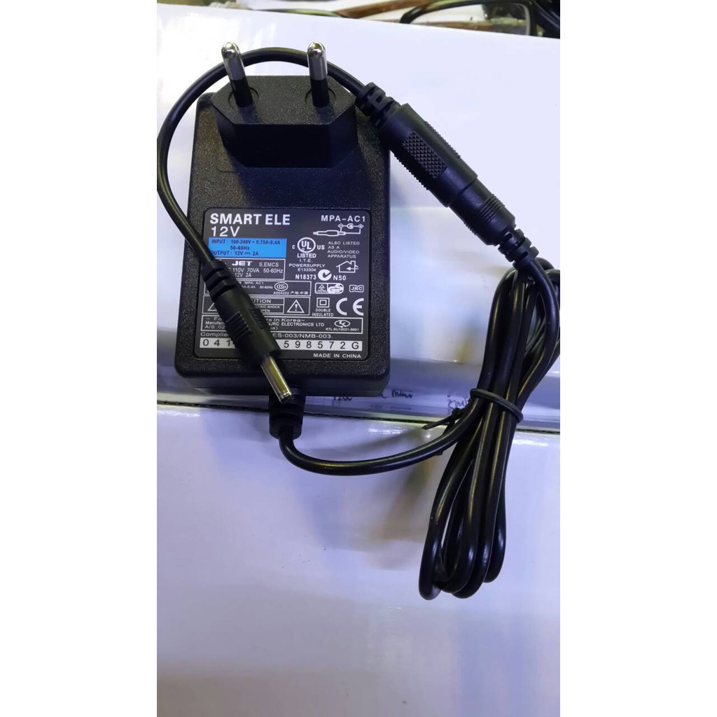 ADAPTOR 12V 2A DVD PORTABLE (TIDAK UMUM)