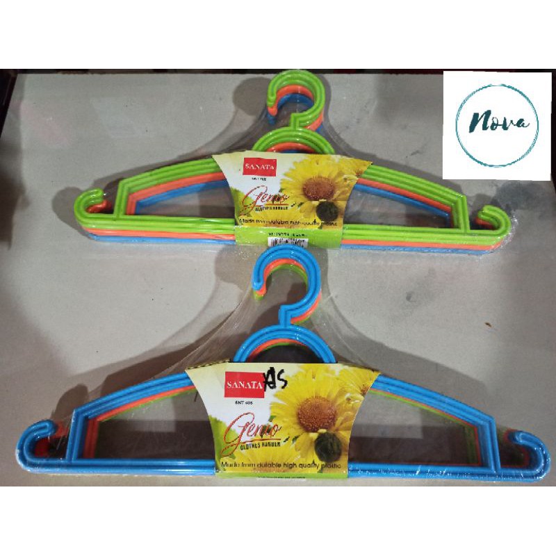 Gantungan hanger baju plastik