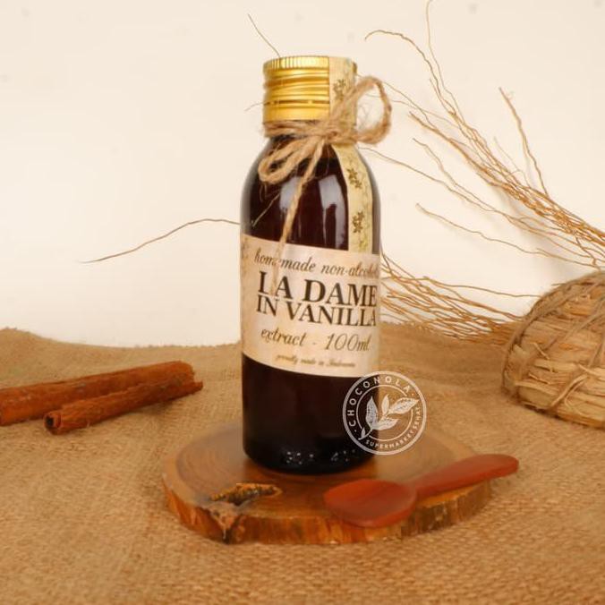 

Toko-Bahan-Kue- La Dame In Vanilla Extract 100Ml Ladame -Terlengkap-Termurah-Dijamin.