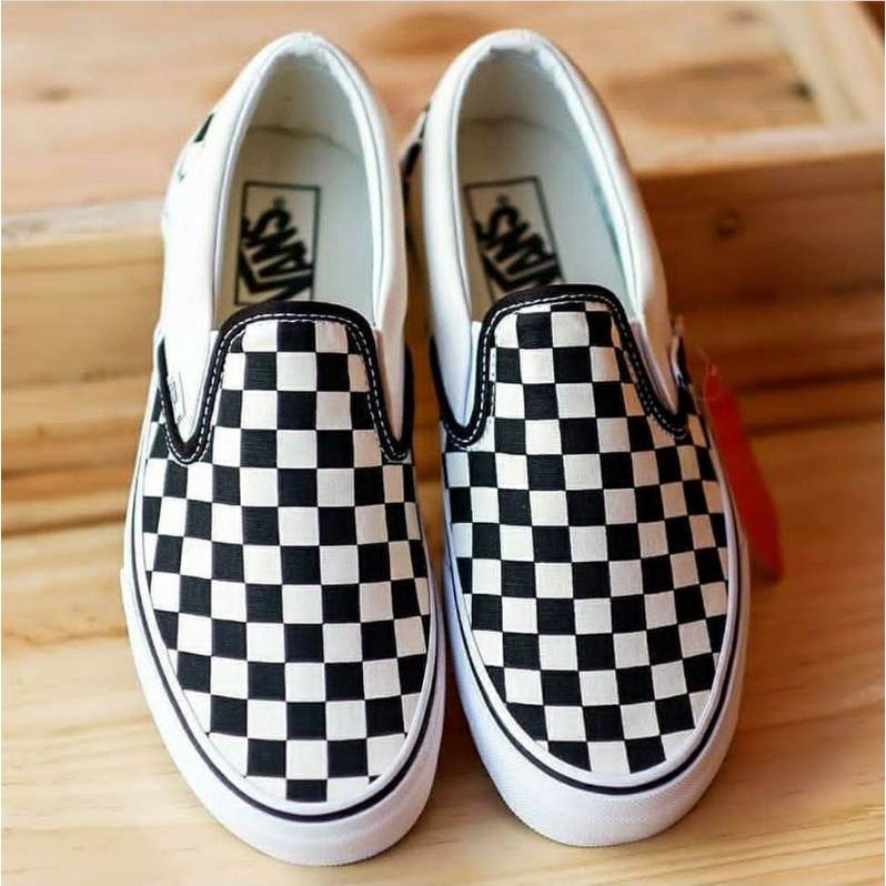 Sepatu Vans Slipon Vans Slip On Chekerboard Vans Checkerboard Sepatu Vans Moma Vans Slip On Pria Wanita