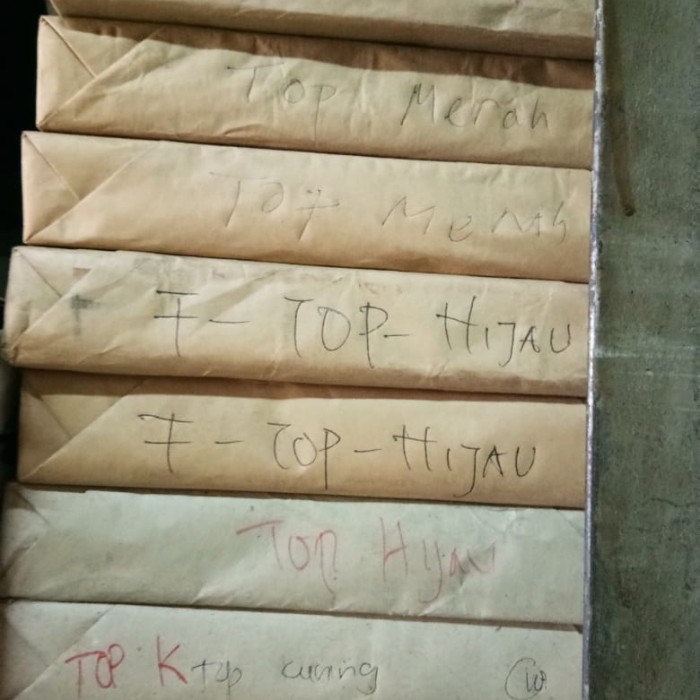 

Kertas Carbonless NCR Top Warna