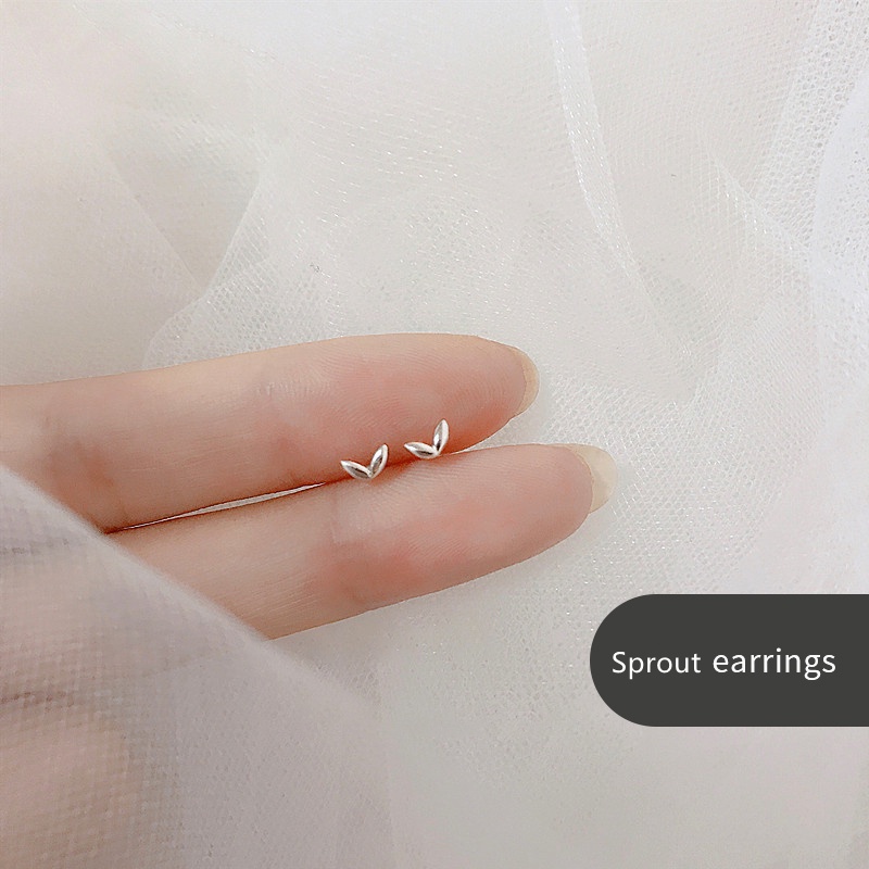 925 Anting Perak Asli Anting Korea Mini Kecil Kupu Zirkon Halus Mahkota Kecil-Sprout