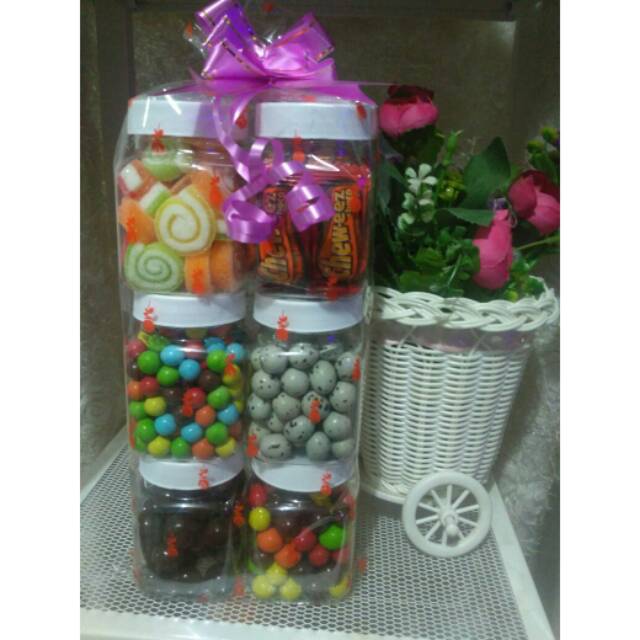 

Coklat paket isi 6 toples