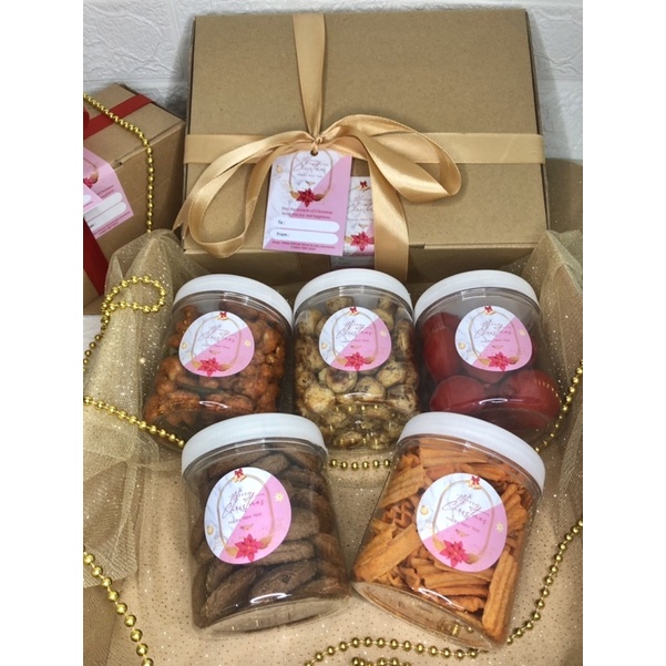 

READY! PARCEL NATAL CHRISTMAS HAMPERS BINGKISAN NATAL MURAH ISI 5. BACA DESKRIPSI DULU YA