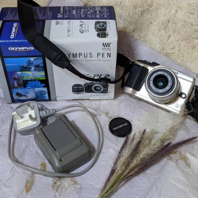 Preloved camera Olympus pen E PL2 silver
