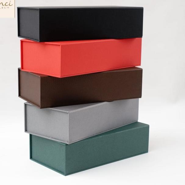 

✰ kotak kado souvenir uk 30x15x8cm Merah ♢