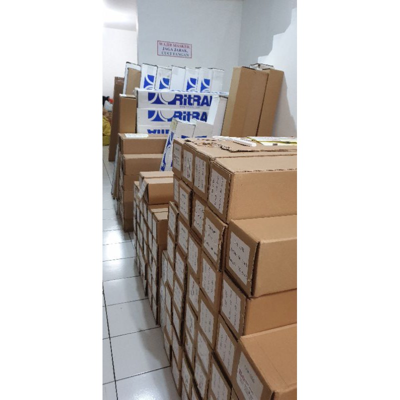 

Laminasi Dingin 100 gsm 36" ( 91 cm x 46 m ) Matte / Glossy