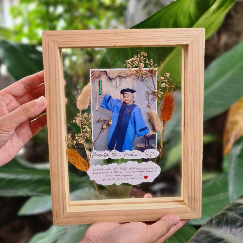 Jual Special Gift Frame Double Acrylic Wisuda/Hadiah Wisuda/Hampers