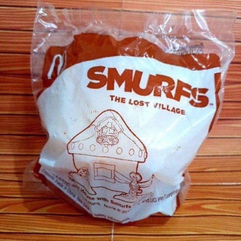 Happy meal Mainan Anak toys Smurfs The lost village edisi yellow house Langka