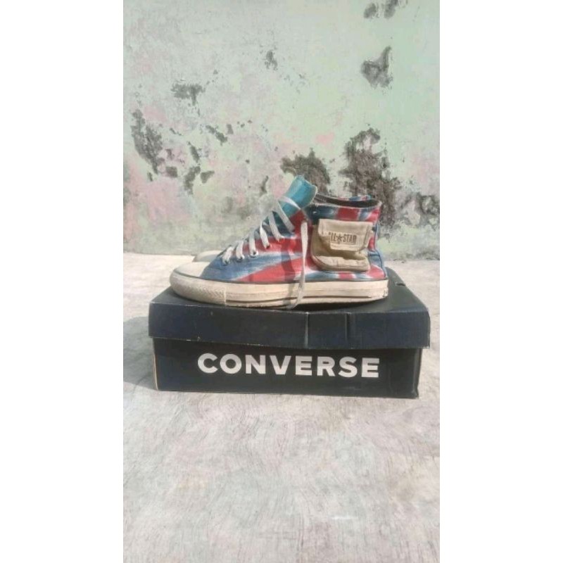 converse union jack pocket