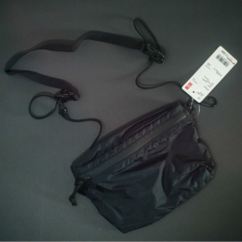 UNIQLO Fanny Bag (Sling Bag / Pouch Bag)