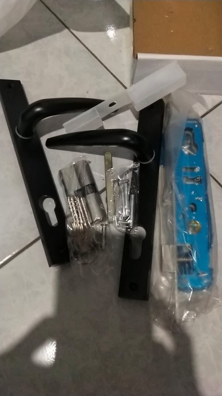 Kunci Pintu Aluminium Handle Plat Sevitro Warna Hitam, Putih, Coklat (kunci Pintu Aluminium)