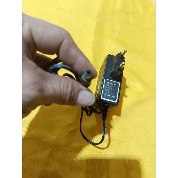 Charger Timbangan / Adaptor Timbangan 12Volt 1A plus dalem