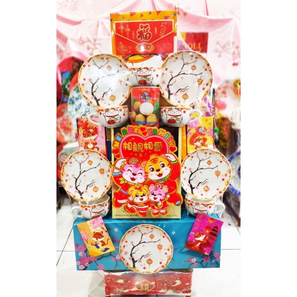 

set parcel Imlek hampers Snack mix cangkir kucing